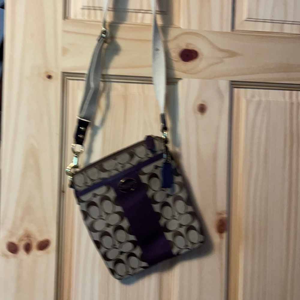 Coach crossbody bag. Brown .